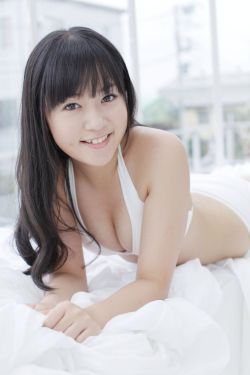 美女露屁股